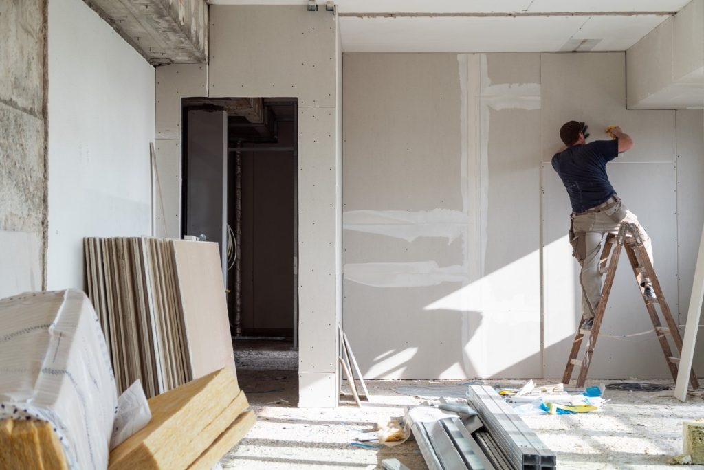 Revetement de mur et plafond gérer par notre entreprise de renovation à Marseille